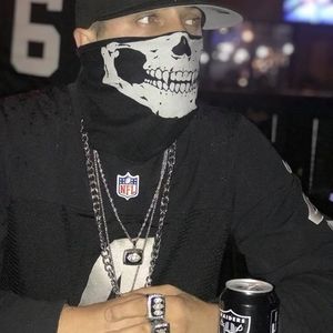 Meet your Posher, Tommy